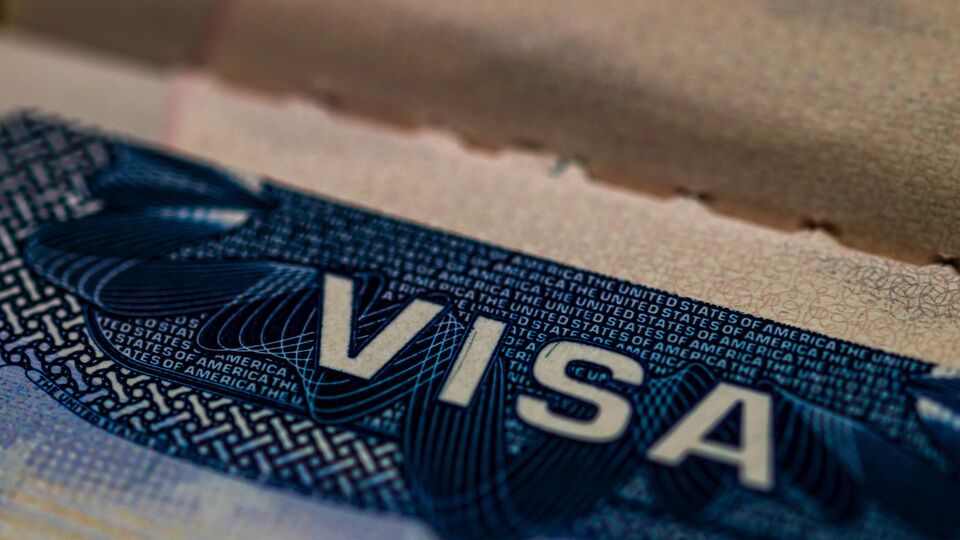 Росіянам і громадянам десятків інших країн частіше відмовлятимуть в американських візах