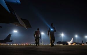 Персонал выводится с авиабазы Аль-Удейд "в ответ на текущую региональную напряженность", отметили в правительстве Катара