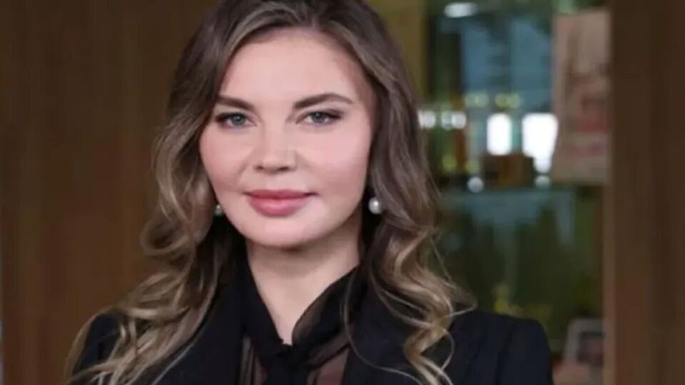 Російські й західні таблоїди неодноразово писали, що Путін має особисті стосунки з Кабаєвою