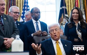 Трамп предложил прессе выпить все молоко