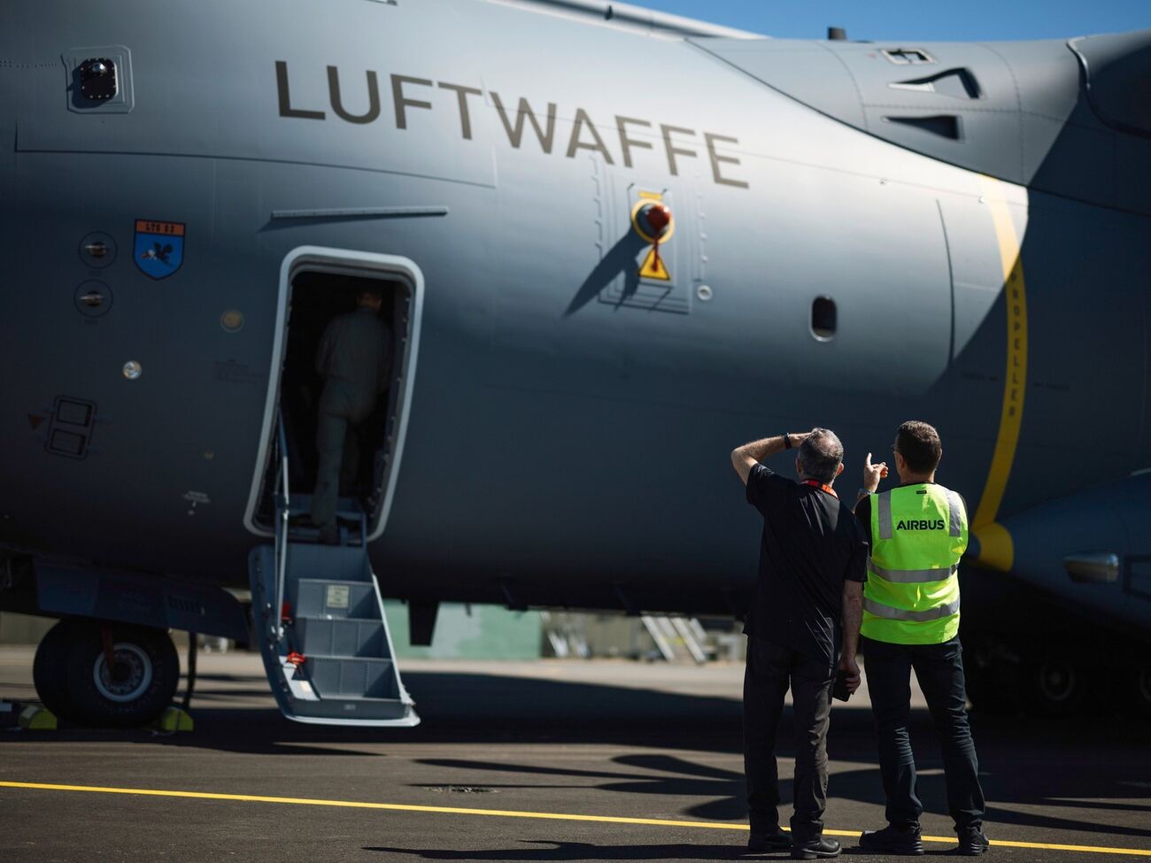 Немецкие военные отправляются в Нуук утром 15 января на Airbus A400M