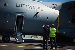 Немецкие военные отправляются в Нуук утром 15 января на Airbus A400M