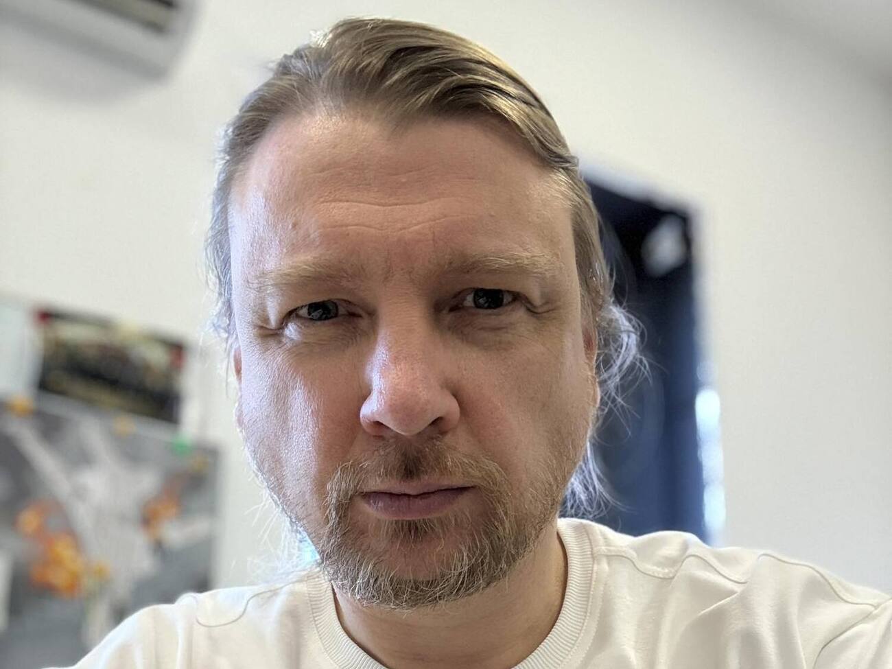 Петров числится сотрудником ветеранского кладбища