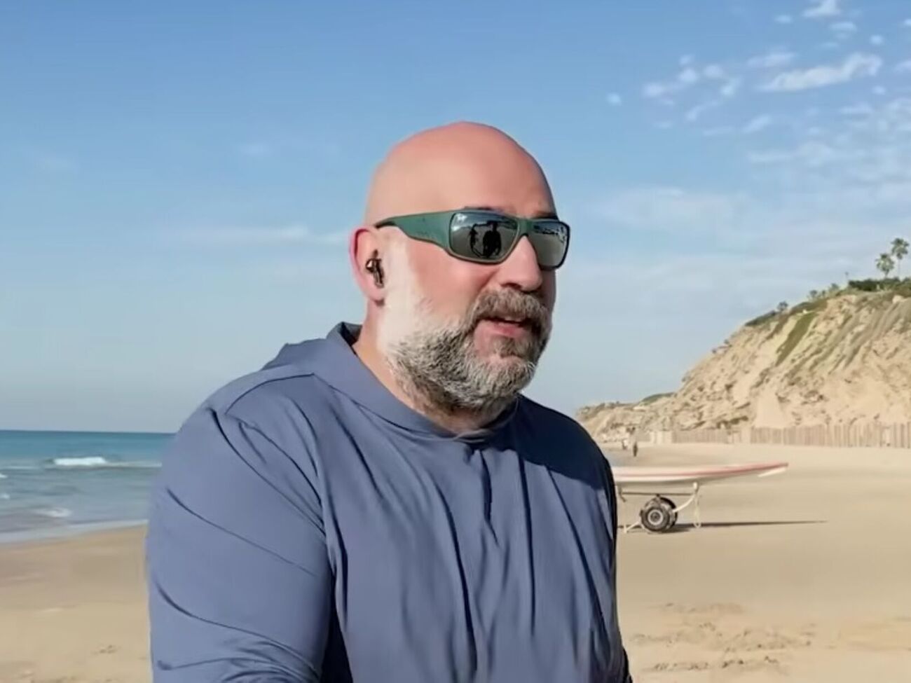 По данным Кривоноса, Миндич покинул Украину примерно в 2.00 10 ноября