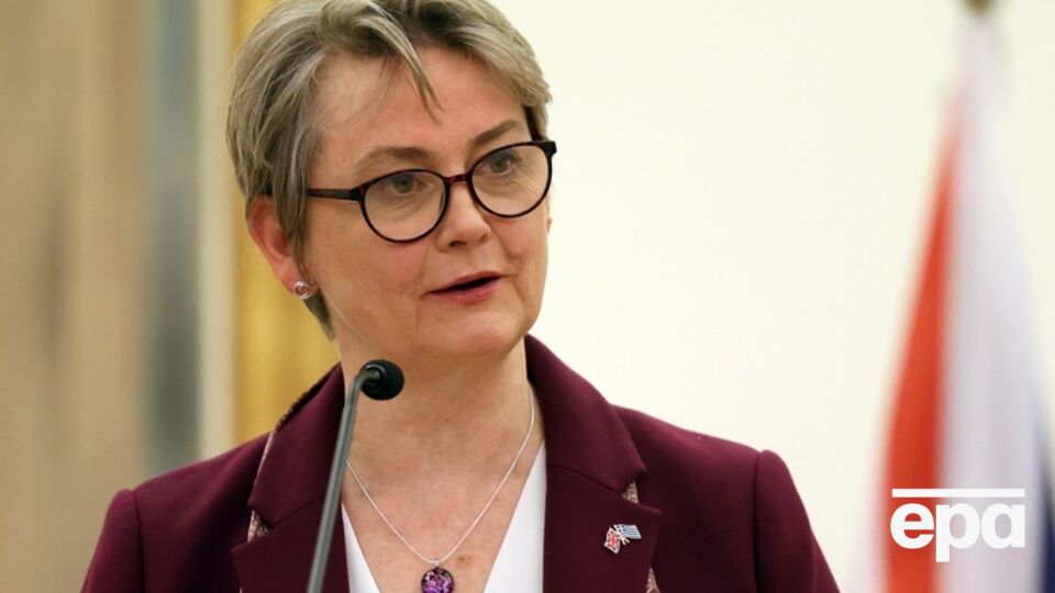 Купер не вірить, що Путін хоче миру