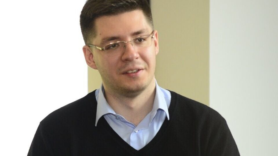Блэкаут в России, атаки на энергетику в Украине, Путин снова расчехляет "Орешник". Стрим Бацман с Демченко. Видео