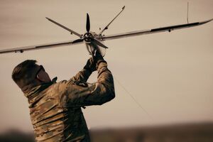 Военные уничтожают вражескую технику дронами