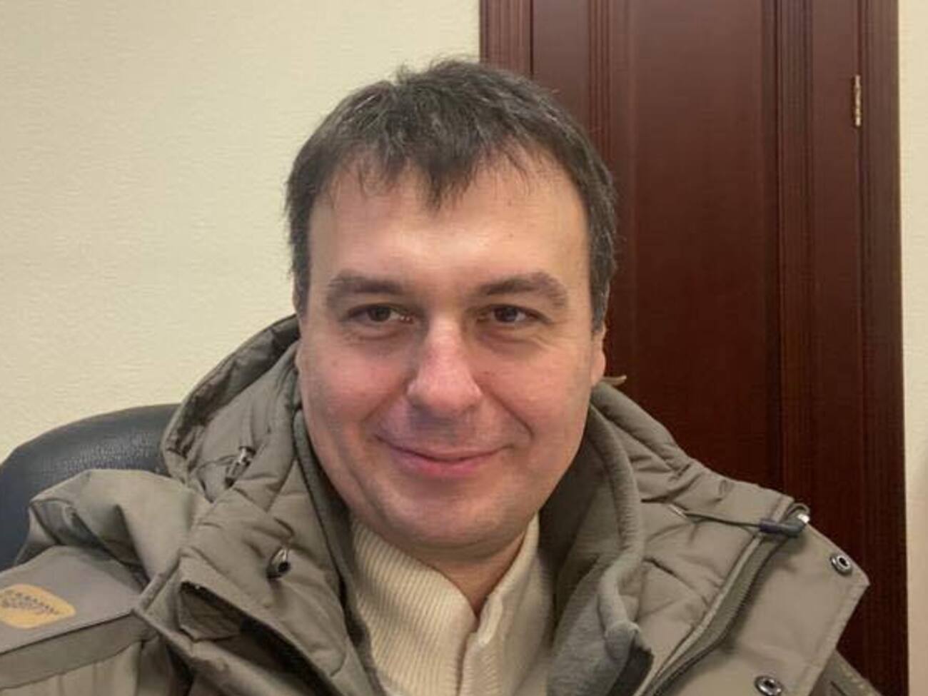 Должны вычистить всех представителей этой сети с любых должностей и кресел