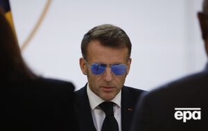 Макрон назвал проблему с глазом "мелкой"