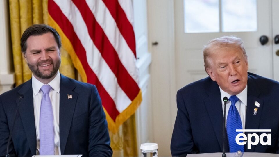 Вэнс согласился с решением Трампа подождать с ударами, сообщило The Washington Post