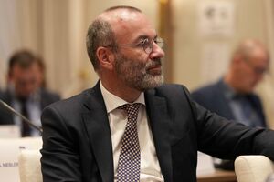 Манфред Вебер указал на невозможность утверждения торгового соглашения с США на фоне заявления Трампа о новых пошлинах