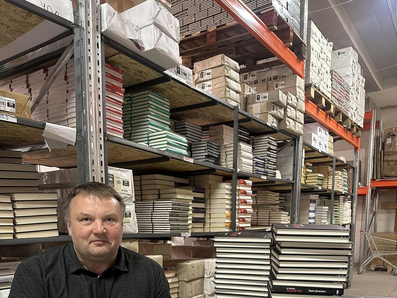 Зачем играть в героя анекдота, который должен трусы натянуть или крестик снять?