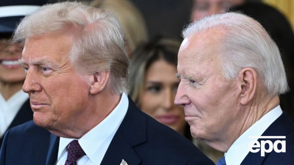 Трамп считает президентство Байдена "исторической аномалией", пишет медиа