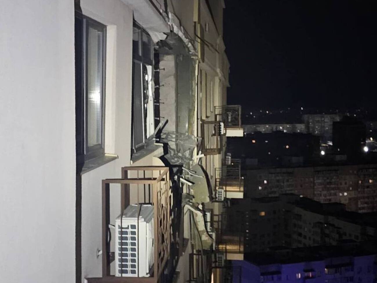 В Одесской области беспилотник ударил по многоэтажному дому