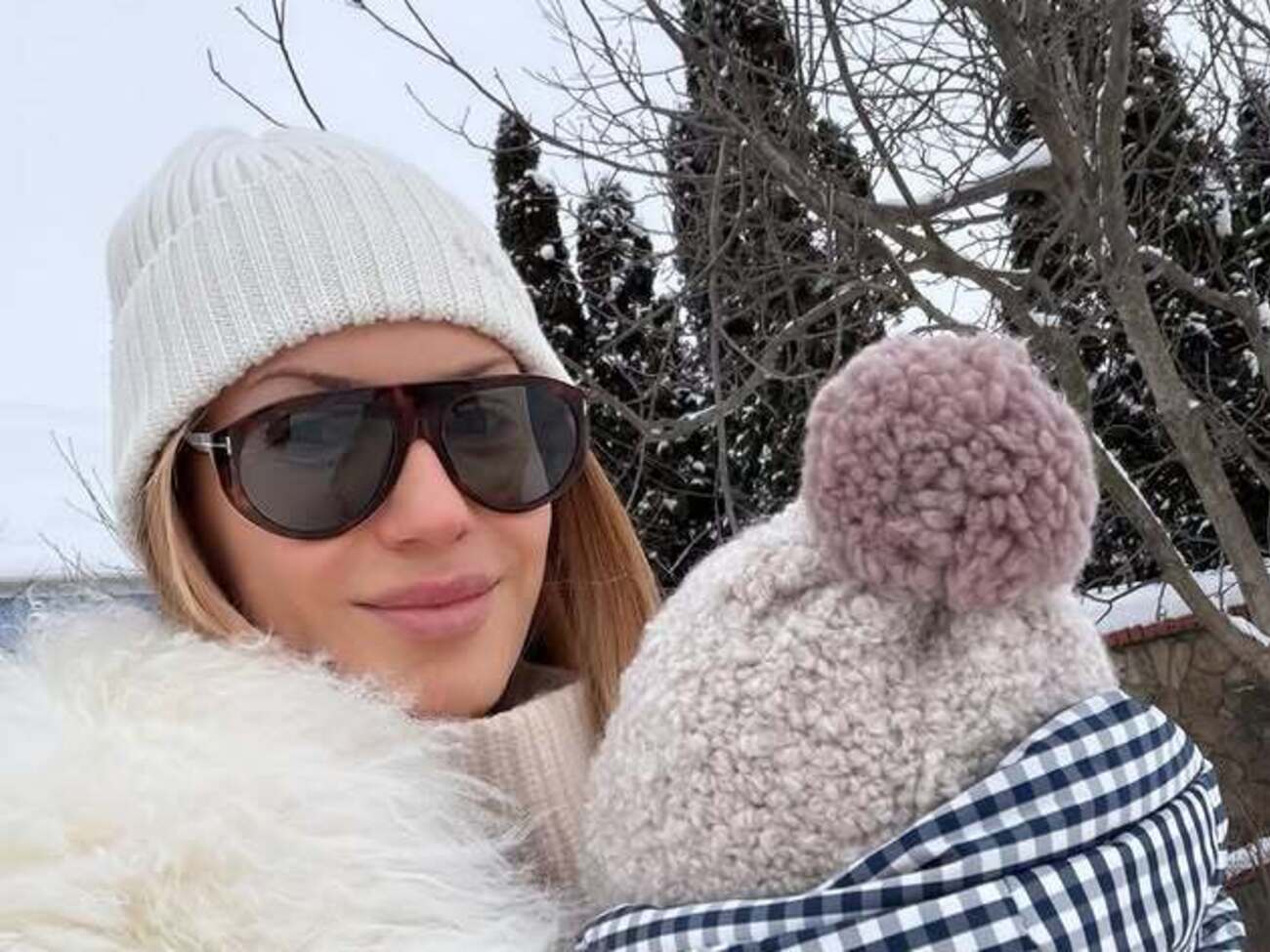 Никитюк вышла на зимнюю прогулку