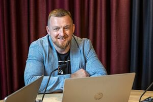 Думали, что оккупант придет с востока… А вот оно как получается