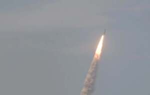 Людей негайно евакуювали з території об'єкта, а на місце викликали фахівців, які безпечно дістали боєприпас