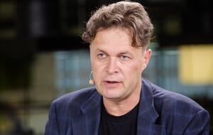 Центральна влада перекладає відповідальність на місцеву, підкреслив Магда