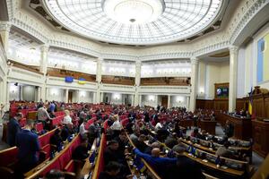 До парламенту має увійти двоє нових депутатів за списком політичної партії "Слуга народу"