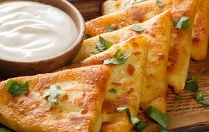 Для начинки візьміть куряче філе