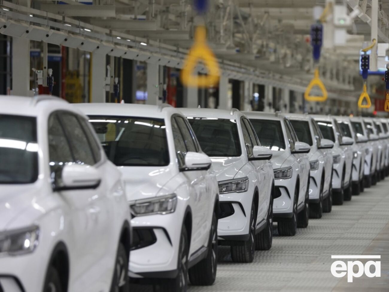 Якщо порівнювати з листопадом 2025 року, ринок зріс на 50%