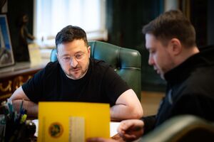 Зеленский стремится доверить ключевые государственные должности фигурам с высоким авторитетом в обществе и среди военных, пишет СМИ