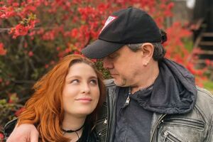 За словами Ступки, він познайомився із Ткач, коли був ще одружений учетверте