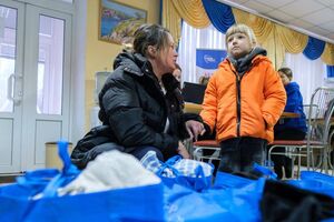 C 1 июня с прифронтовых территорий в более безопасные области Украины уже эвакуированы 150 тыс. человек, рассказали в Кабмине