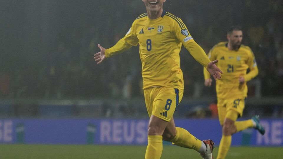 Болельщики выбирали лучший гол 2025 года из двух мячей Малиновского в ворота Исландии