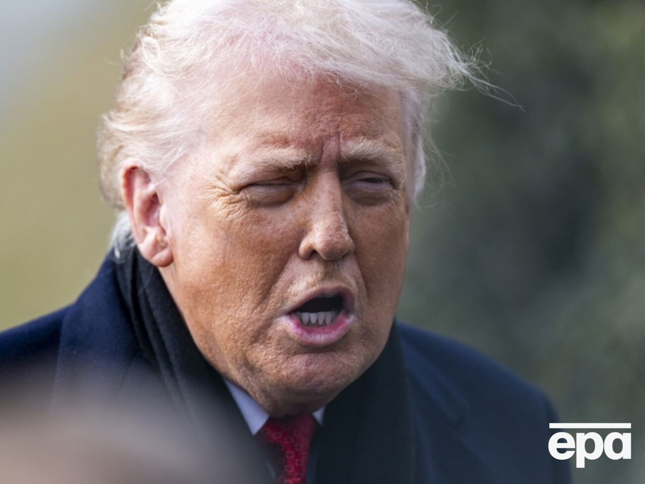 Трамп пригрозил Франции новыми пошлинами