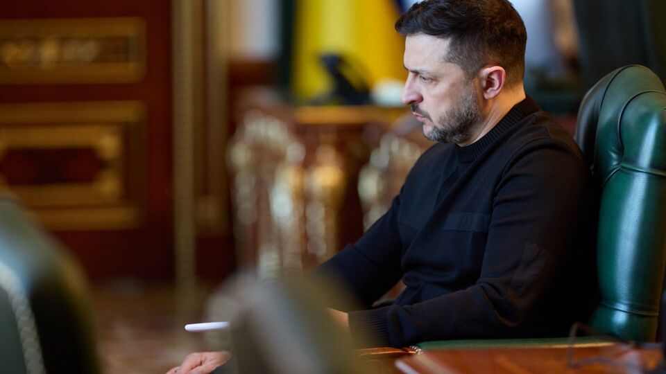 Президент провел "специальный энергетический селектор"