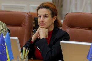 Калмыкова прокомментировала увольнение Петрова из НВМК