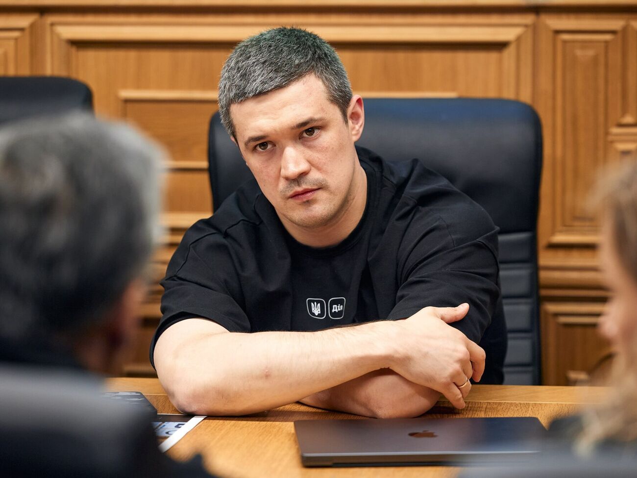 Министром обороны Федоров работает меньше недели