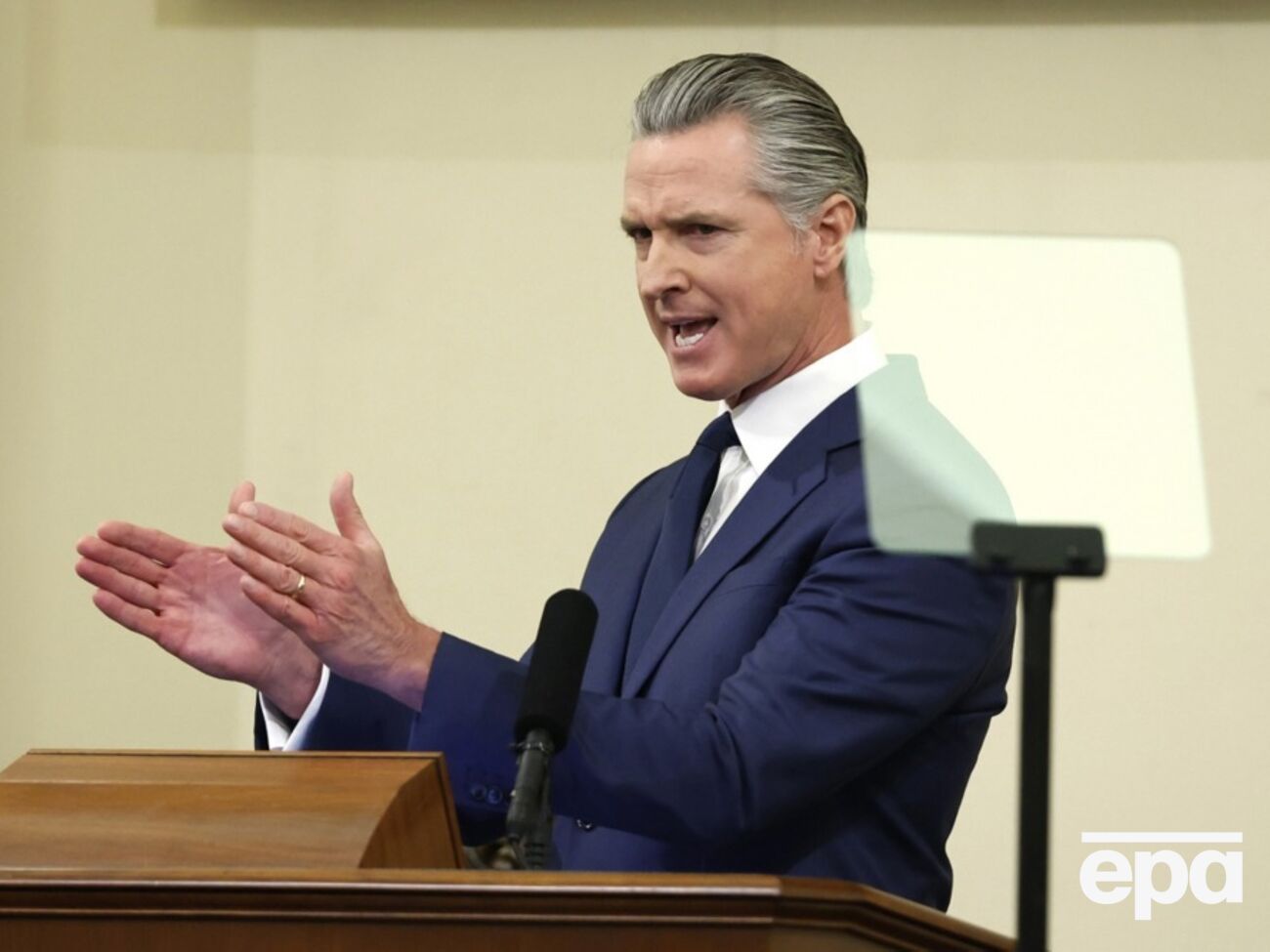 Ньюсом призвал европейцев "стоять прямо, крепко и объединенно"