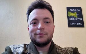 Если один рыжий дед будит такое же в европейцах – он сам не понимает, что делает