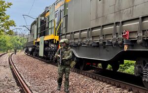 Эшелоны с боеприпасами задержаны после диверсии "Атеш"