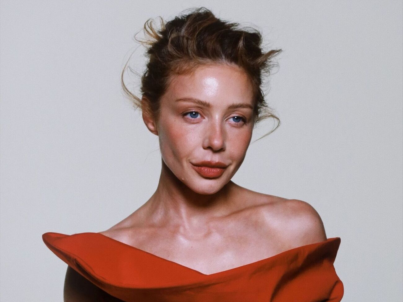 Тіна Кароль подякувала нардепці за підтримку