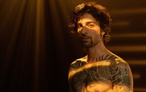 Dantes: Я бы сказал, что это песня о страсти и ее темной стороне