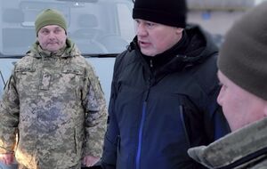 Волонтеры доставили "скорую" бойцам 20-го корпуса