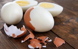 Яйца будет очень легко почистить