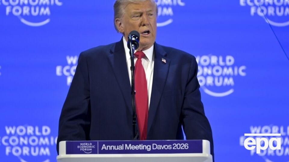 Трамп ведет переговоры с Зеленским и с Путиным