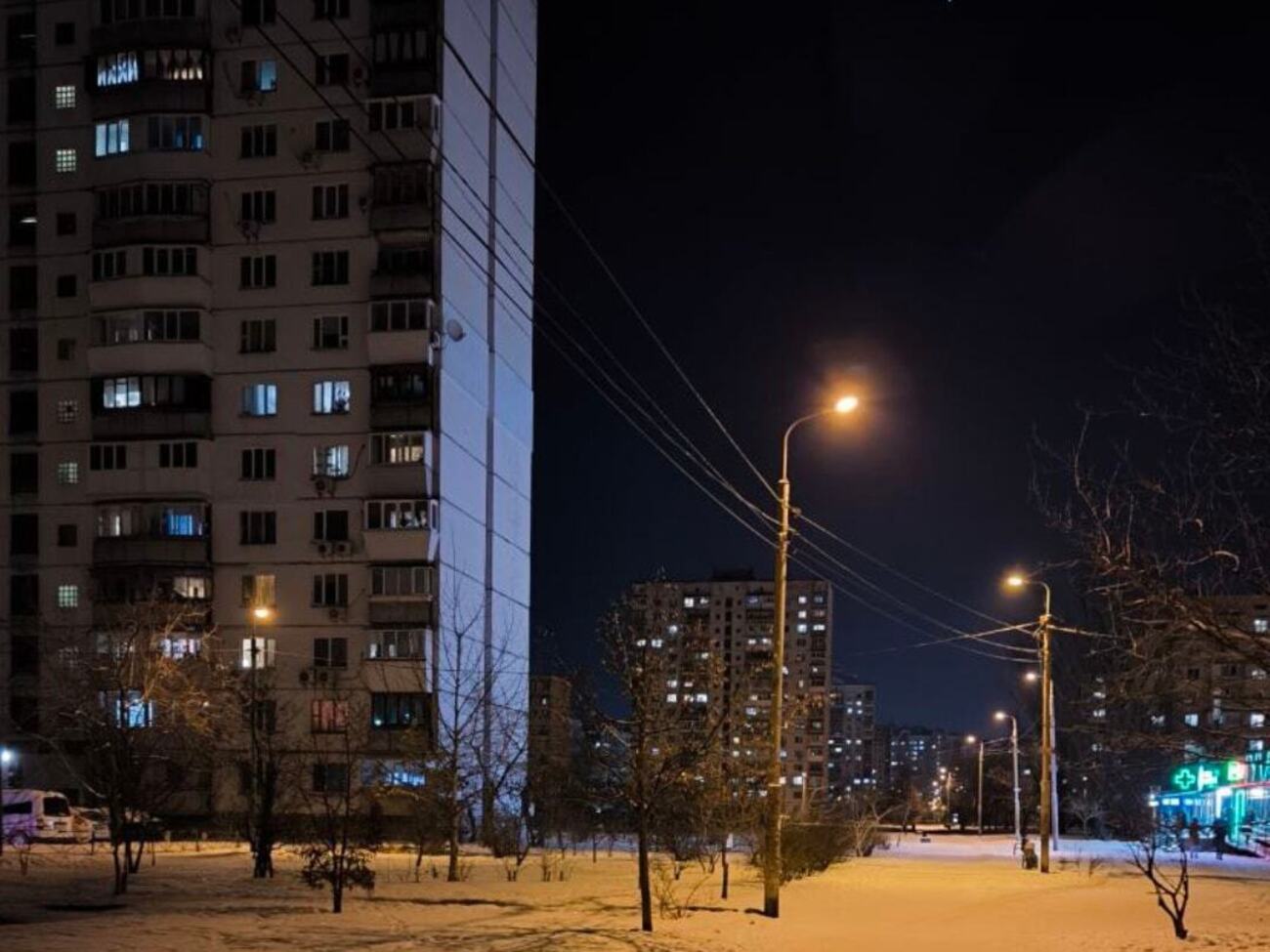 Энергетики заживили критическую инфраструктуру Киева, однако электричества для графиков не хватает, отметили в ДТЭК