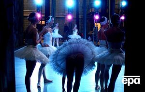 На сцені Большого театру в Москві з'явився нецензурний напис