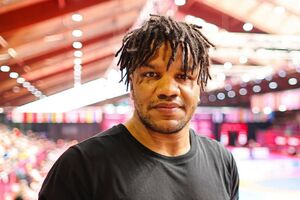 Беленюк намекнул, что превращается в снеговика