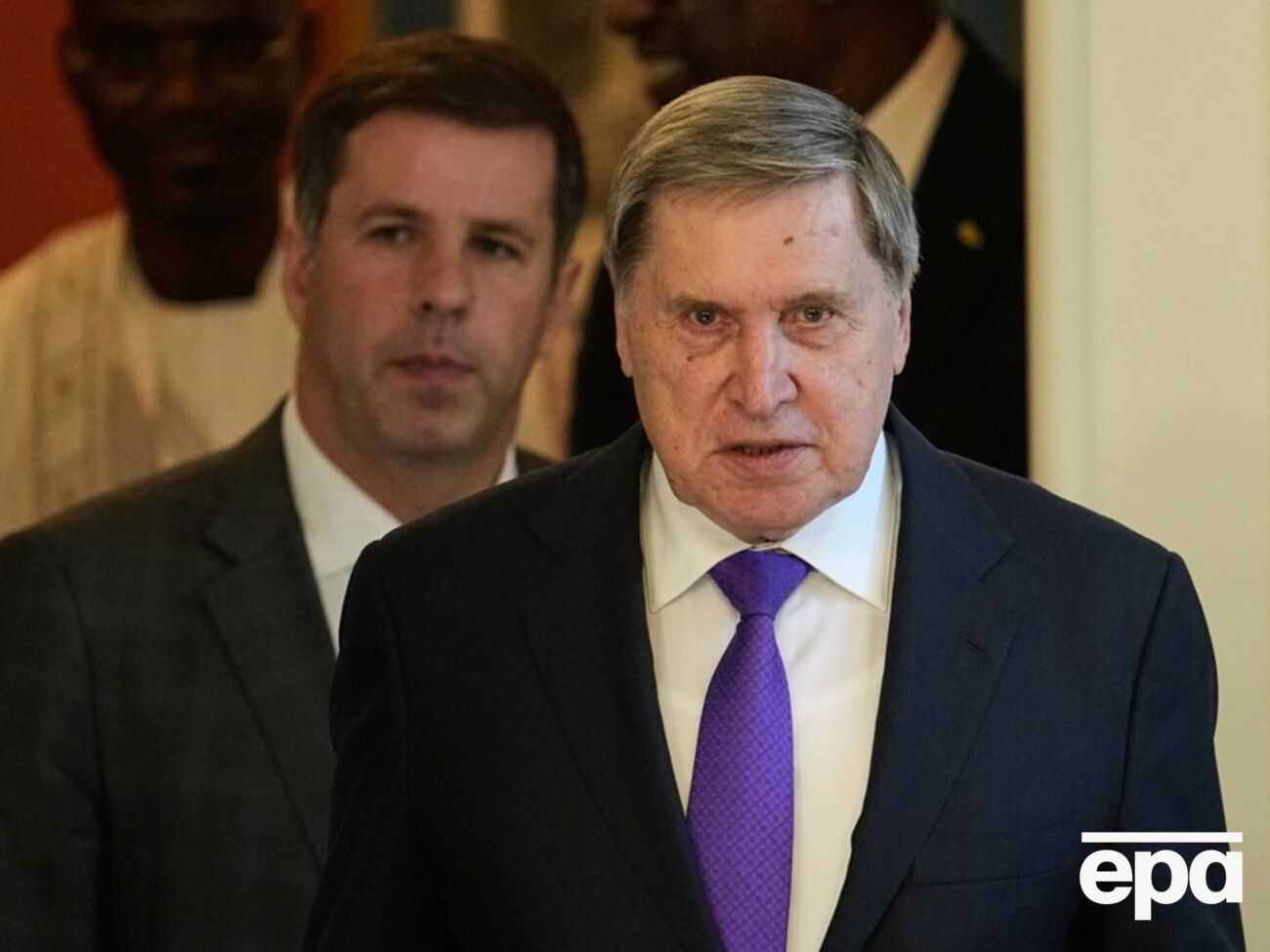 РФ на переговорах будут представлять чиновники минобороны, указал Ушаков