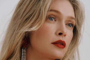 Брежнева проигнорировала критику в сети