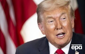 У США "вторгаються" нелегальні мігранти з Мексики, заявив Трамп