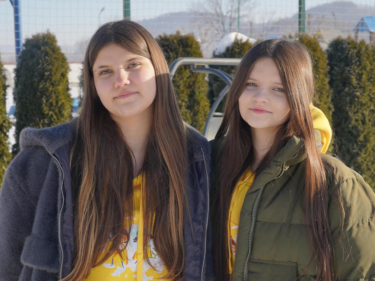 Сестры из Луганской области приняли участие в "Блогер Кемпе"