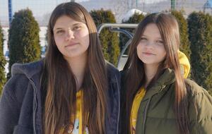 Сестри з Луганської області взяли участь у "Блогер Кемпі"