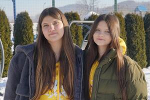 Сестры из Луганской области приняли участие в "Блогер Кемпе"